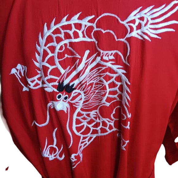Vintage Men's Small Kimono Robe Red Dragon Embroidered 60s Rayon Smoking Jacket - Picture 6 of 9